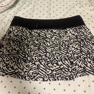 lululemon athletica Black and White Patterned Skirt